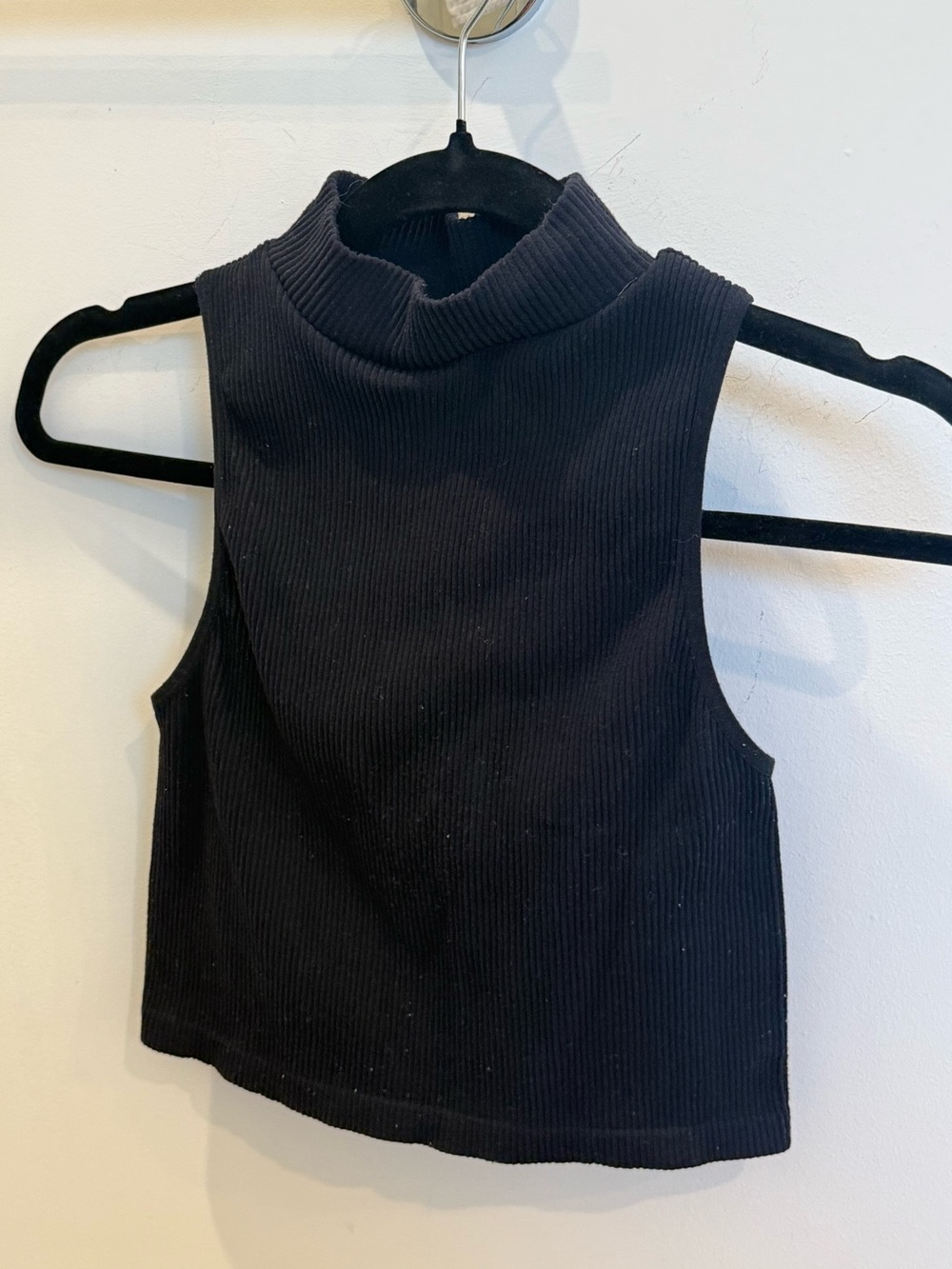 Zara Black Ribbed Mock Neck Crop Top